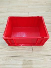 Virgin Plastic Red Euro İstifleme Konteynerleri 400*300 mm Konveyör Ayırma Sistemi Kapak Seçeneği
